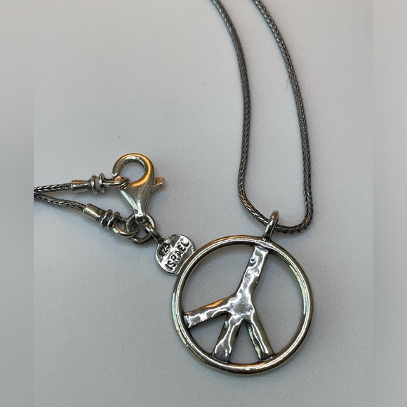 Silpada Vintage Sterling Peace Sign Necklace on Foxtail Chain/Necklace - Israel - Picture 10 of 13